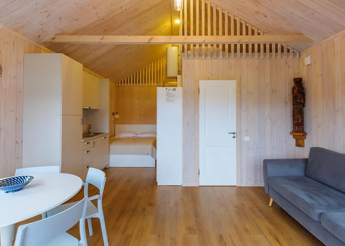 Namelis Genio 7 بالانغا